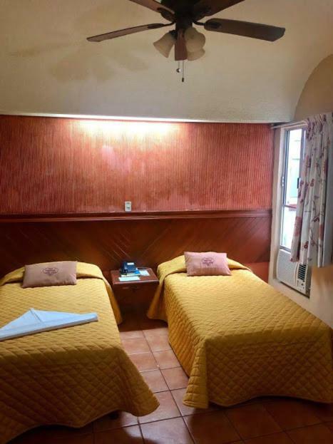 Hotel Virreynal กอร์โดบา ภายนอก รูปภาพ
