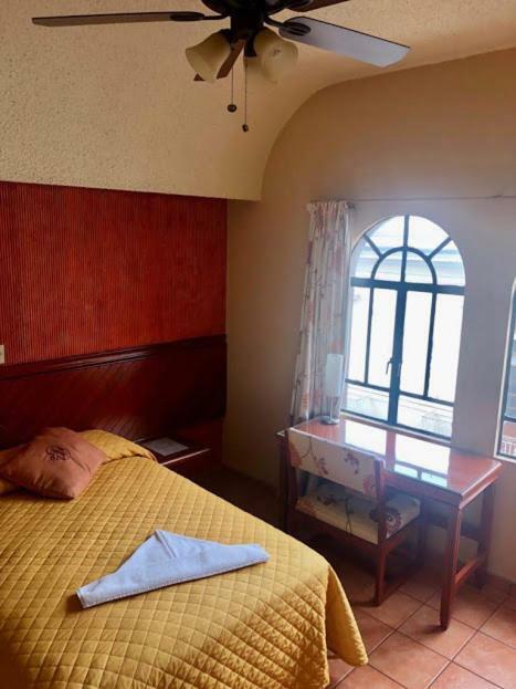 Hotel Virreynal กอร์โดบา ภายนอก รูปภาพ